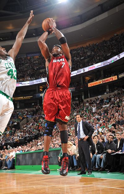 登上亚洲杯 登上亚洲杯